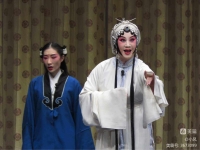 評劇秦香蓮小白玉霜全劇音配像(評劇秦香蓮小白玉霜唱的音配像全劇)