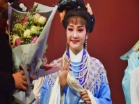 越劇方亞芬葬禮(越劇方亞芬演唱會)