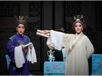 關(guān)于越劇清官譜劇情介紹的信息