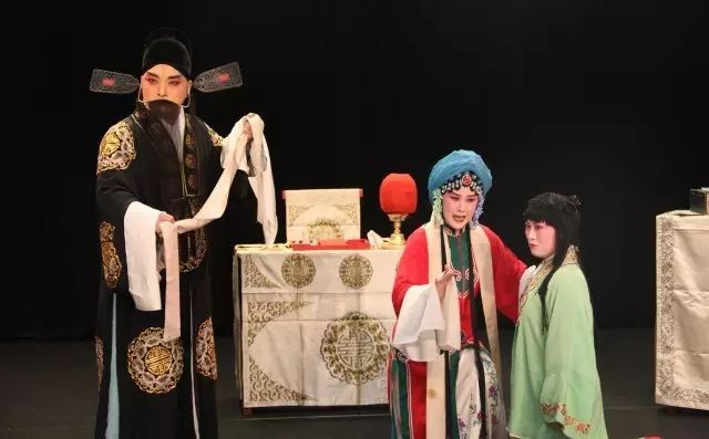 戲曲劇種本肘鼓_本肘鼓演變的山東地區(qū)戲曲劇種_地方戲曲劇種本肘鼓