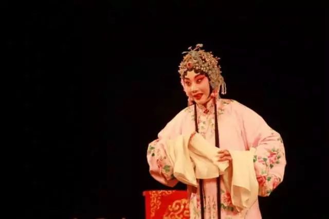 越劇老電影梁祝_電影全劇越劇梁祝1963版_梁祝越劇全劇1963電影