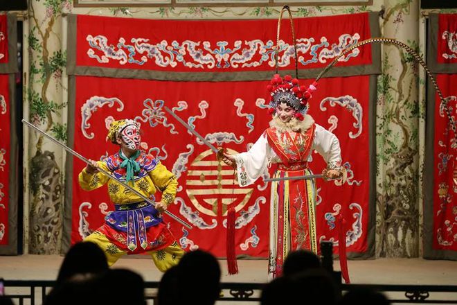 京劇打擊樂(lè)器演奏視頻_京劇樂(lè)器打擊樂(lè)器有哪些_京劇打擊樂(lè)器四大件
