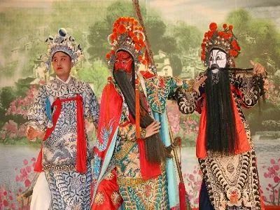 京劇打擊樂(lè)器四大件_京劇打擊樂(lè)器演奏視頻_京劇樂(lè)器打擊樂(lè)器有哪些