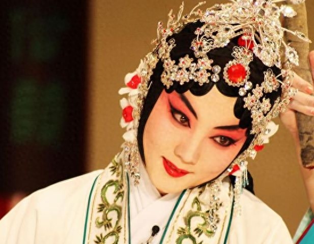 中國的戲曲文化_中國傳統(tǒng)文化之戲曲文化_關于中國戲曲文化的介紹