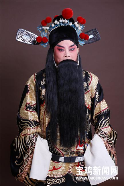 京劇梨花京劇梨花頌教唱視頻_朱強唱京劇老程嬰提筆唱_怎么夸人京劇唱得好