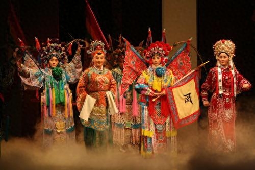 豫劇-中國五大戲曲劇種之一簡介，著名河南戲劇種，河南人的驕傲