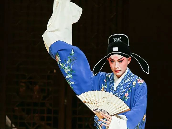 京劇角色主要分為_京劇角色分哪幾種_京劇的角色分為五大類