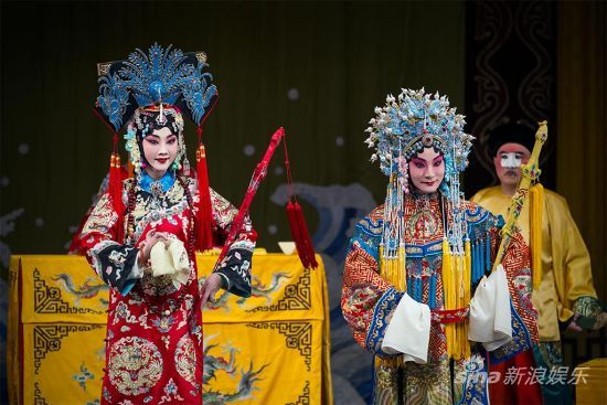 丁曉君藍(lán)天演出《紅鬃烈馬》 展現(xiàn)京劇魅力