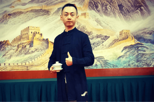 變臉劇中的絕活_變臉是我國哪個表演戲劇的絕活_變臉是哪個表演戲劇的絕活