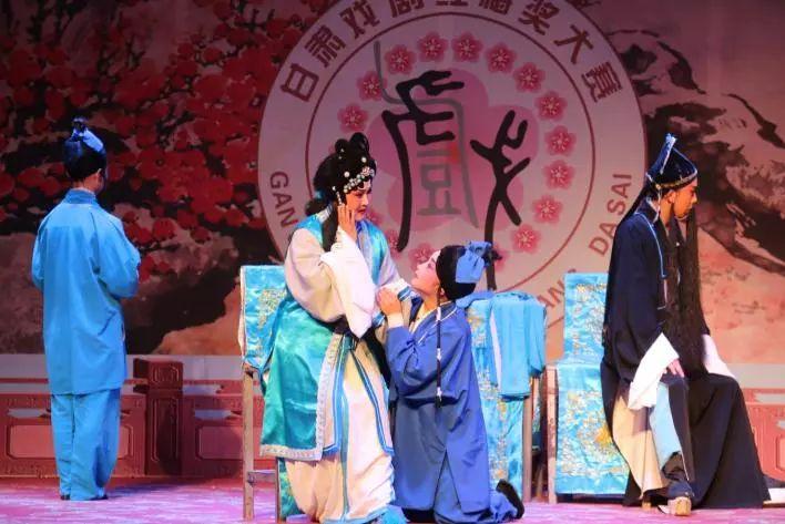 秦腔忠保國二進宮曲譜_秦腔戲忠保國_秦腔忠保國講的什么