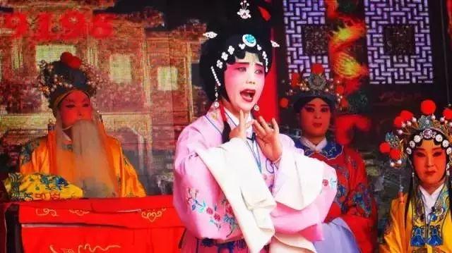 秦腔戲忠保國_秦腔忠保國講的什么_秦腔忠保國二進宮曲譜