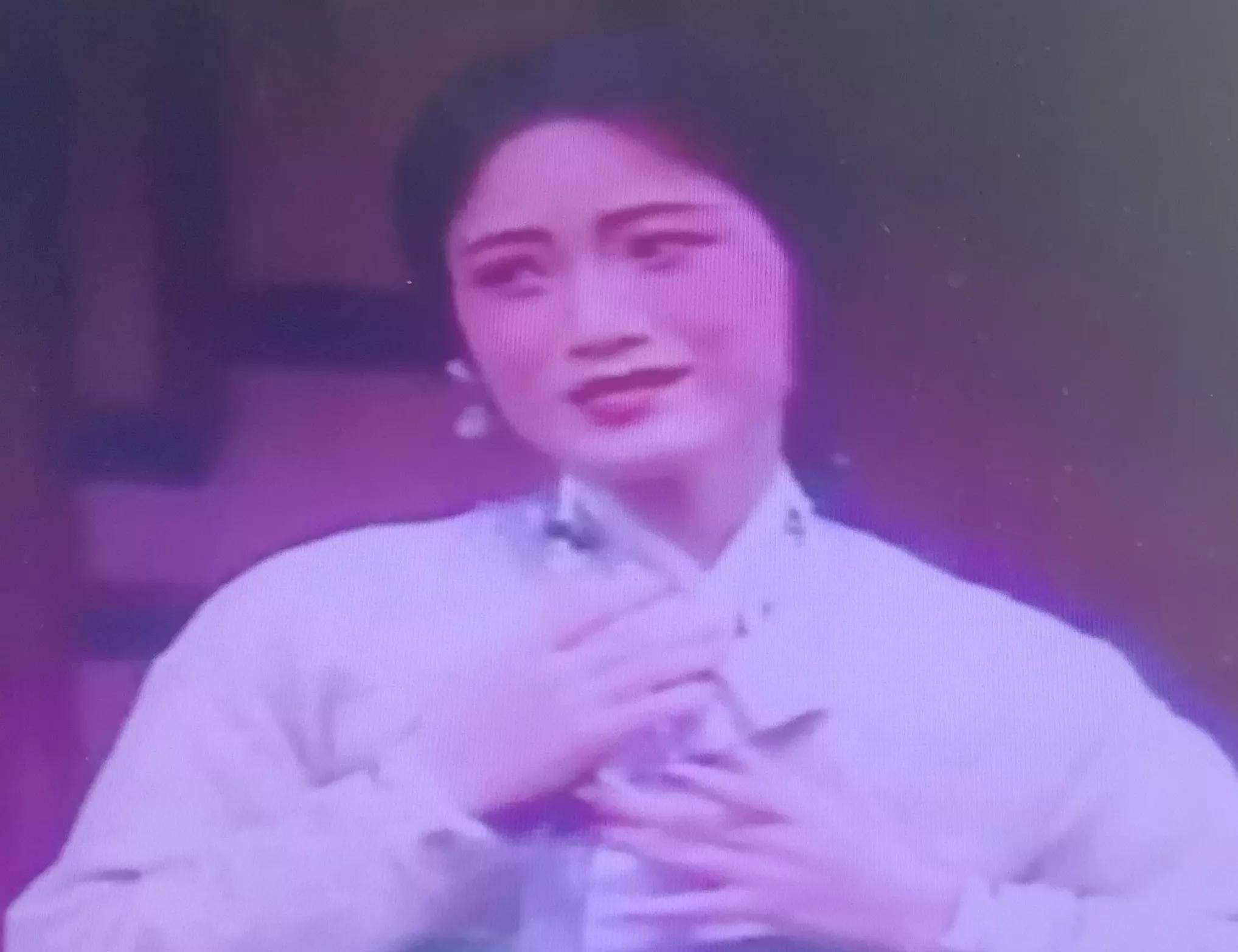 越劇演員王志萍唱段_越劇演員家王志萍簡介_越劇演員王志萍一家