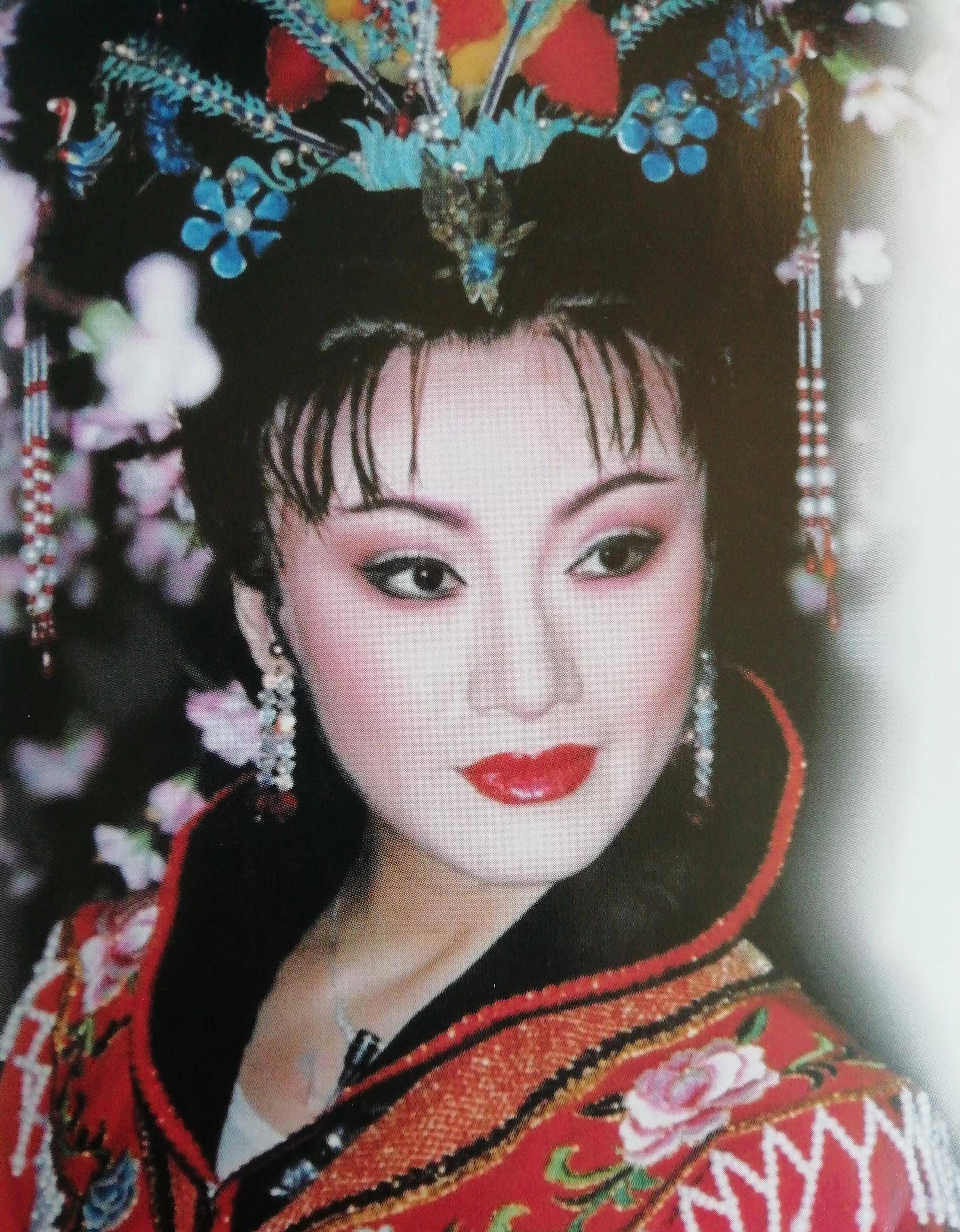 越劇演員家王志萍簡介_越劇演員王志萍一家_越劇演員王志萍唱段