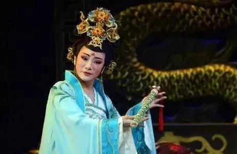 越劇演員王志萍一家_越劇演員王志萍唱段_越劇演員家王志萍簡介