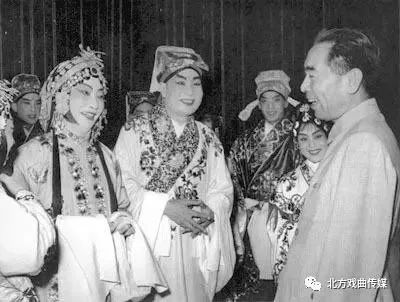 京劇《穆桂英掛帥》全劇_穆桂英掛帥京劇經典唱段_京劇穆桂英掛帥選段視頻