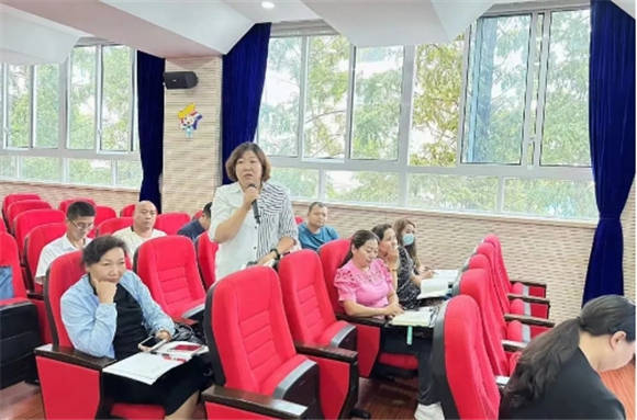 上海戲劇學(xué)院附屬小學(xué)_上海戲劇學(xué)院附屬小學(xué)_上海戲劇學(xué)院附屬小學(xué)