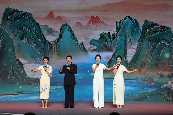 浙江小百花越劇團書記_浙江小百花越劇28位演員_浙江小百花越劇院黨委書記