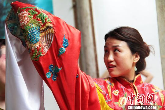 京劇前身就是徽劇_京劇前身徽劇是什么戲_徽劇是京劇的前身嗎