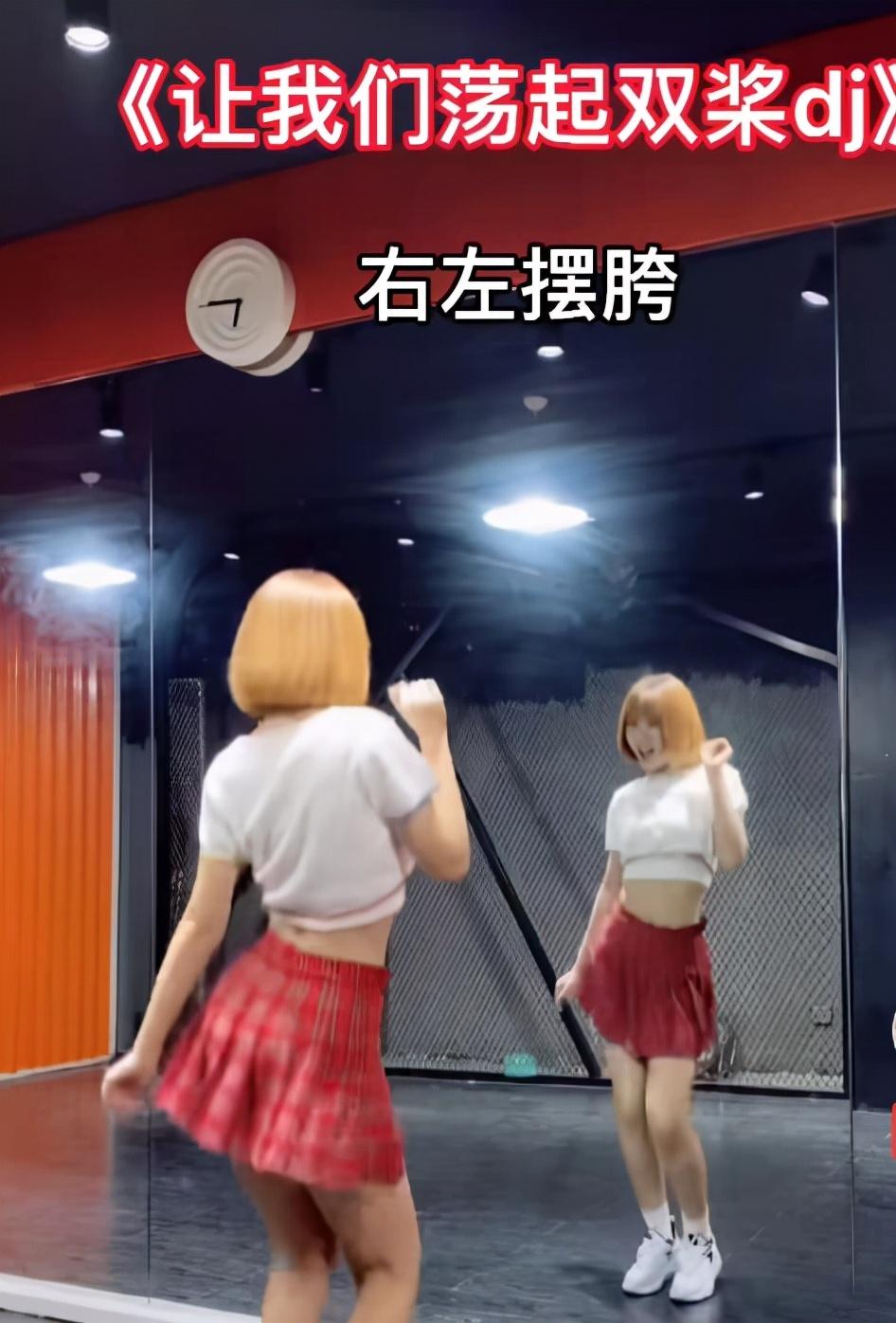 唱黃梅戲馬蘭多大歲數(shù)了_馬蘭20歲唱黃梅戲_黃梅戲100首選段馬蘭演唱