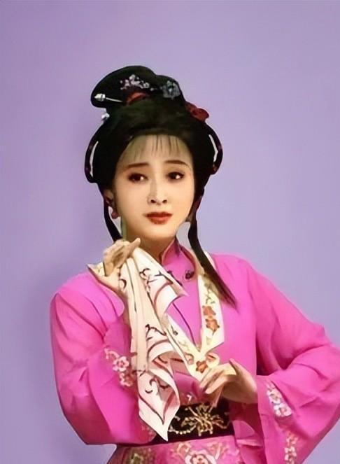 越劇顏佳去哪兒了_越劇演員顏佳唱段_越劇演員顏佳去哪里了