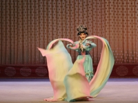 京劇天女散花二六伴奏mp3的簡(jiǎn)單介紹