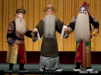 京劇借東風(fēng)馬連良(京劇借東風(fēng)馬連良演唱簡(jiǎn)譜)