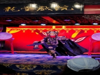 川劇變臉有幾種方式(川劇變臉的秘訣是什么)