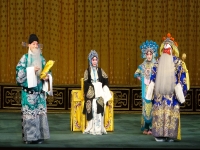 京劇二進(jìn)宮對(duì)唱唱詞(京劇二進(jìn)宮對(duì)唱唱詞視頻)