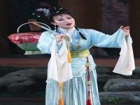 京劇豫劇越劇黃梅戲的區別(京劇越劇豫劇黃梅戲是我國的四大主要戲劇劇種對還是錯)