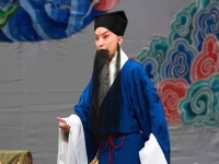 京劇的兩種聲腔是哪兩種(京劇中的兩種聲腔分為什么)