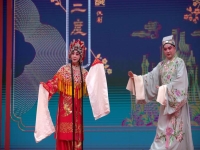 黃梅戲木蘭哭墳原唱(黃梅戲木蘭哭墳原唱汪莉視頻)