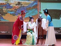 越劇梁山伯與祝英臺哭墳(越劇梁山伯與祝英臺哭墳張亦斐唱段)