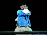 京劇白云飄張火丁演唱(白云飄碧水流青山蔥翠京劇 張火丁視頻)