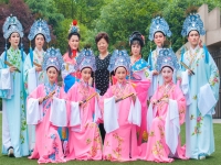 越劇十八相送原唱視頻(越劇十八相送原唱視頻下載)