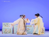 昆曲經(jīng)典曲目牡丹亭(昆曲經(jīng)典曲目牡丹亭中愛(ài)情故事的主人公是)