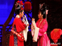 黃梅戲女駙馬馬蘭主演全劇(1984春晚馬蘭演唱的黃梅戲女駙馬)