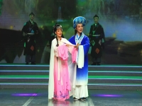 黃梅戲來自哪里(黃梅戲來自哪里有什么特點)