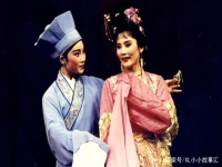 越劇何賽飛經(jīng)典唱段(越劇何賽飛經(jīng)典唱段大全)