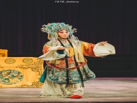 京劇貴妃醉酒是根據(jù)哪部古代戲劇改編而成的(京劇貴妃醉酒是根據(jù)哪部古代戲劇改編而成的電影)