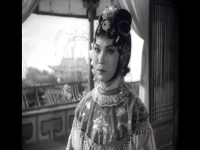 黃梅戲三蓋衣嚴(yán)鳳英演唱(黃梅戲三蓋衣嚴(yán)鳳英演唱伴奏)