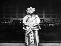 淮劇孟姜女過關秦玉蓮(淮劇上集孟姜女誤花園)
