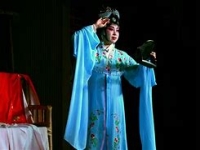 呂劇庵堂認(rèn)母李岱江(呂劇庵堂認(rèn)母面對遺容淚滿眶)