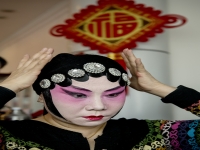 農村廟會后戲曲化妝(農村廟會唱戲舞臺對聯)
