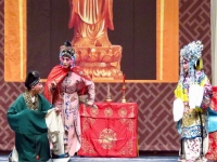 評(píng)劇三看御妹全劇新鳳霞(新鳳霞演唱的評(píng)劇三看御妹)