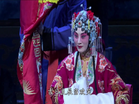 京劇鎖麟囊選段一霎時張火丁演唱(京劇鎖麟囊選段一霎時張火丁演唱唱詞)