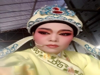 越劇小生陳亞芬簡介(越劇小生陳亞芬的視頻)