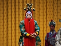 京劇鎖五龍選段(京劇鎖五龍是哪五龍)