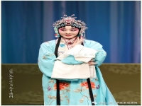 京劇穆桂英掛帥李勝素(京劇穆桂英掛帥李勝素演唱猛聽得金鼓響畫角聲震伴奏曲)