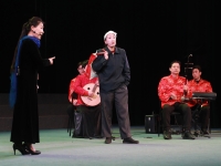 戲曲演出主持詞和開場白(戲曲演出主持詞和開場白的區別)